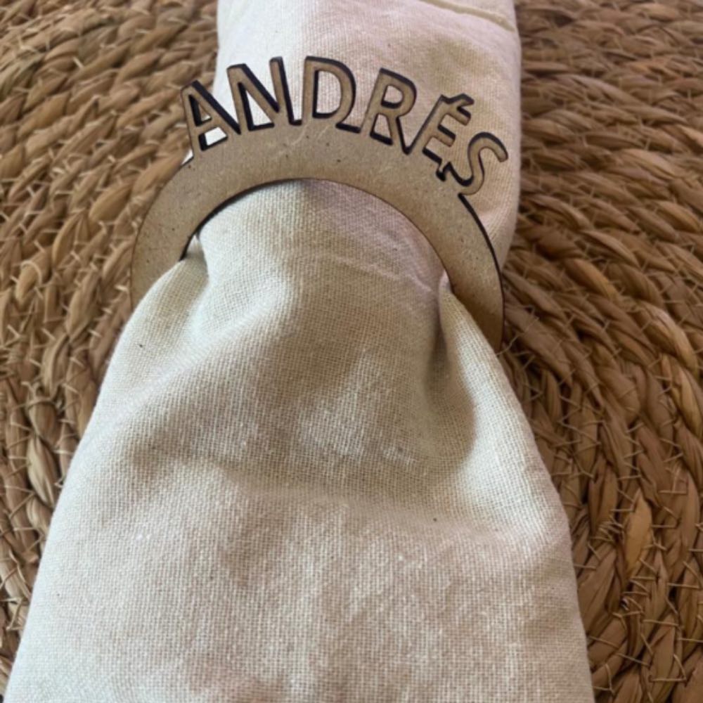 Servilletero de madera personalizado 1
