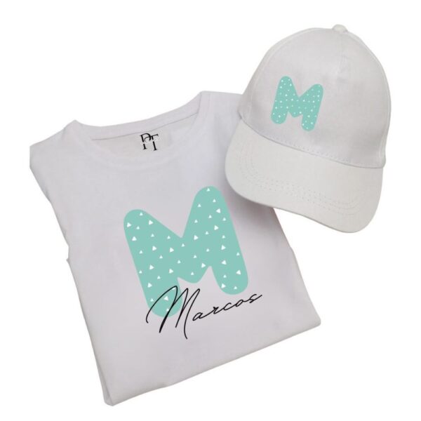 pack camiseta y gorra personalizada con inicial y nombre1